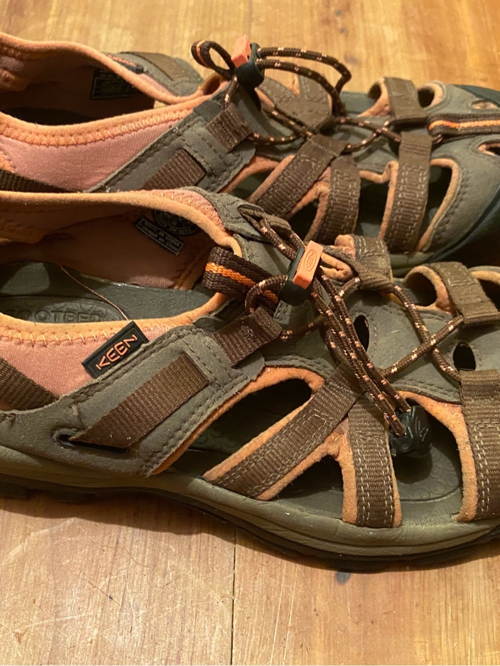 Keen Brown and Coral Women's Outdoor Sandals size 9